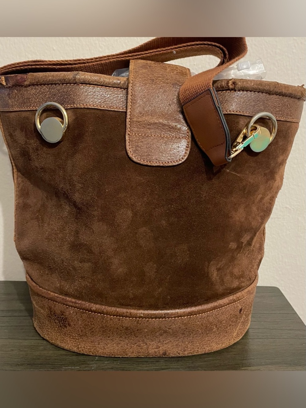 Gucci Brown Leather Interior Gold Logo - Picture 2 of 7